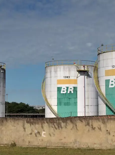 Privatiza&ccedil;&atilde;o da BR prejudica consumidor em momento de crise