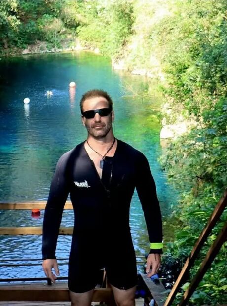 Advogado com c&acirc;ncer em est&aacute;gio avan&ccedil;ado organiza "vel&oacute;rio em vida"