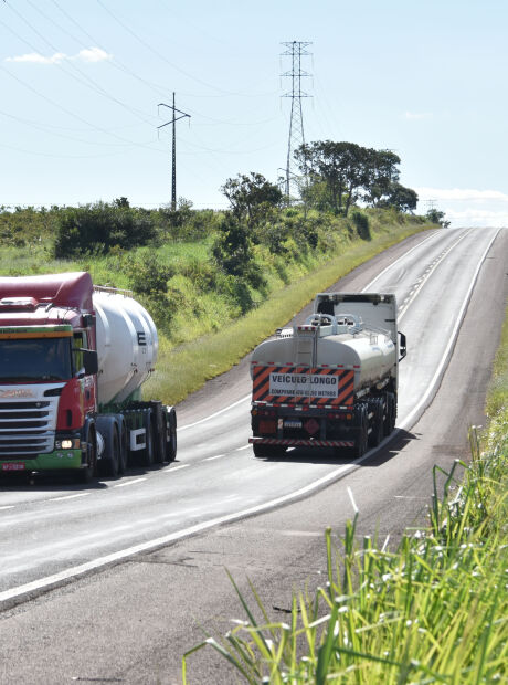 Tr&aacute;fego na BR-262 est&aacute; restrito por causa do show de Guns N' Roses; confira