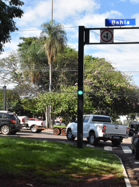Motoristas n&atilde;o podem mais sair da Afonso Pena pela Rua Bahia a partir de segunda-feira