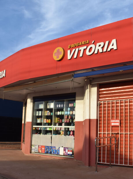 Grupo pode ter lucrado milh&otilde;es em compra superfaturada de rem&eacute;dios