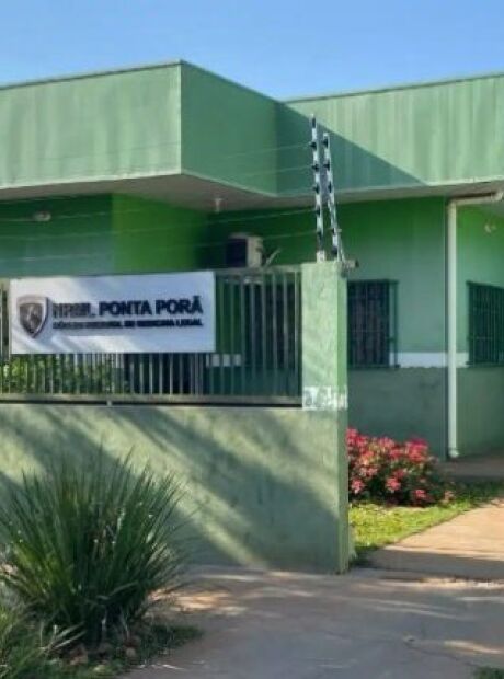 Beb&ecirc; &eacute; encontrado morto dentro de lixeira em MS