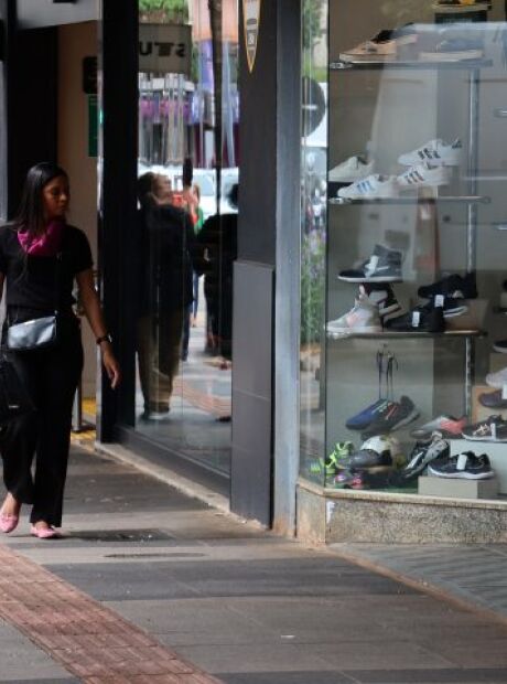 Confira o que abre e o que fecha no feriado de Tiradentes