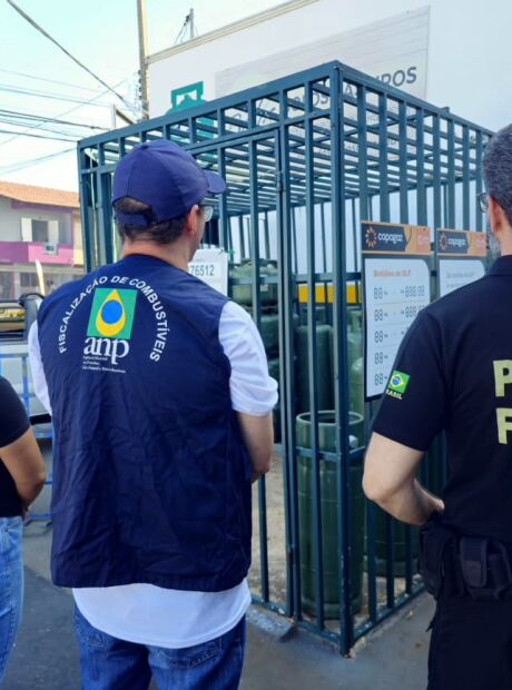 Governo aperta o cerco contra abusos no pre&ccedil;o de g&aacute;s e diesel