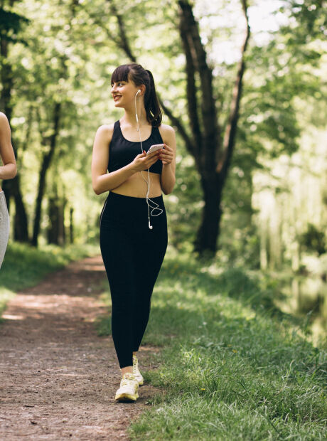 Descubra por que uma simples caminhada pode ser o exerc&iacute;cio mais poderoso na sua rotina
