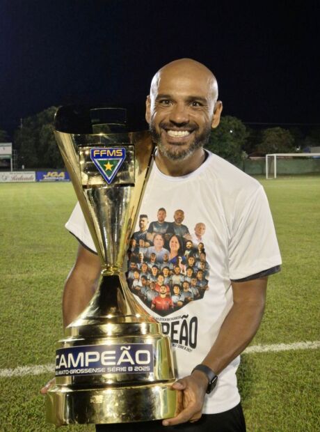 Oper&aacute;rio anuncia Diego Souza como novo t&eacute;cnico para a sequ&ecirc;ncia da temporada 