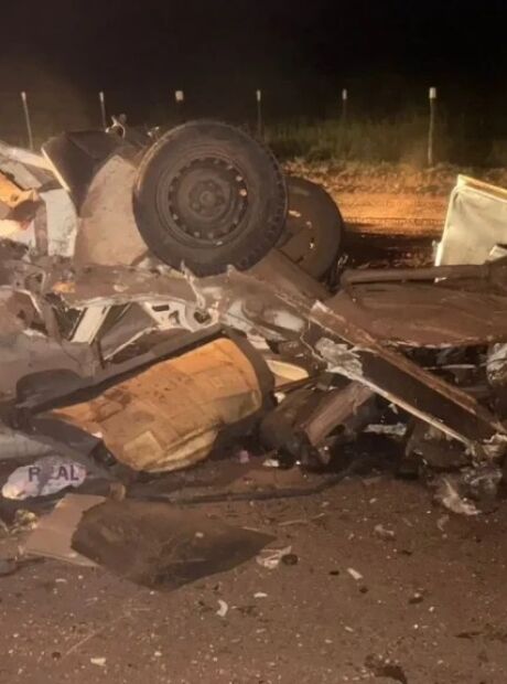 Ultrapassagem na 'rota do tr&aacute;fico' termina com dois mortos