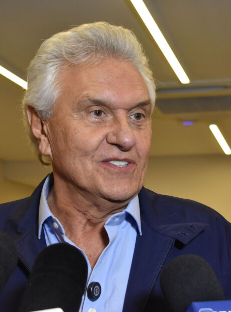 Caiado diz que Lula e Bolsonaro s&atilde;o advers&aacute;rios da popula&ccedil;&atilde;o e fala em desordem institucional
