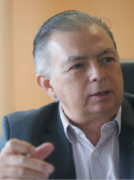 "As operadoras enxergam o sistema penitenci&aacute;rio como nicho de mercado"
