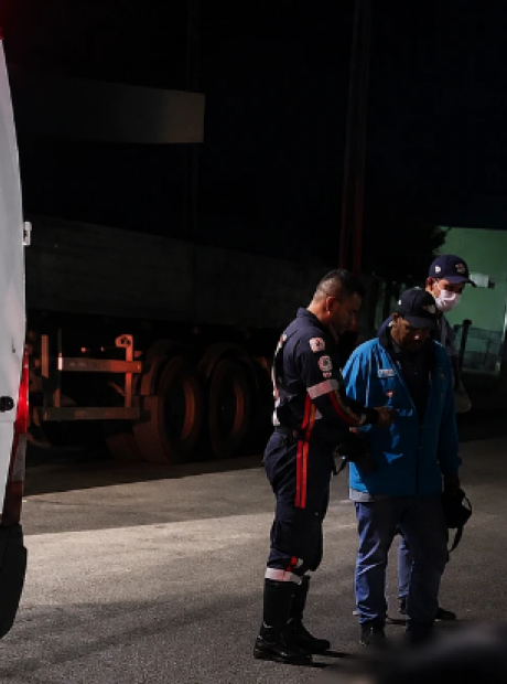 Homem &eacute; morto a facadas em via p&uacute;blica em S&atilde;o Gabriel do Oeste