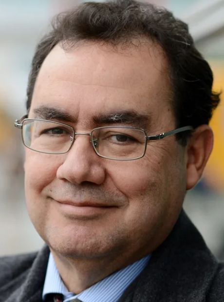 Pr&eacute;-candidato a presidente, Augusto Cury participa de palestra solid&aacute;ria em Campo Grande 