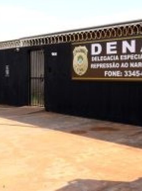 Mulher &eacute; presa em Campo Grande durante opera&ccedil;&atilde;o contra o CV