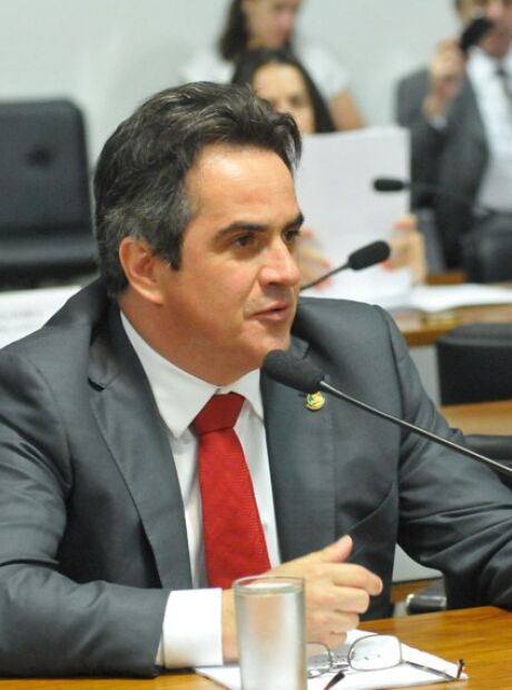 Vorcaro questionou comparsa sobre atraso de mesada a Ciro Nogueira, afirma PF