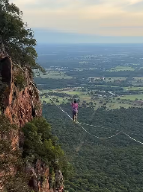 Morro do Paxixi estreia highline e vira palco de mais um esporte radical