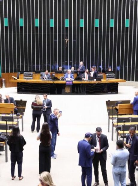 C&acirc;mara aprova PEC que amplia imunidade tribut&aacute;ria para igrejas