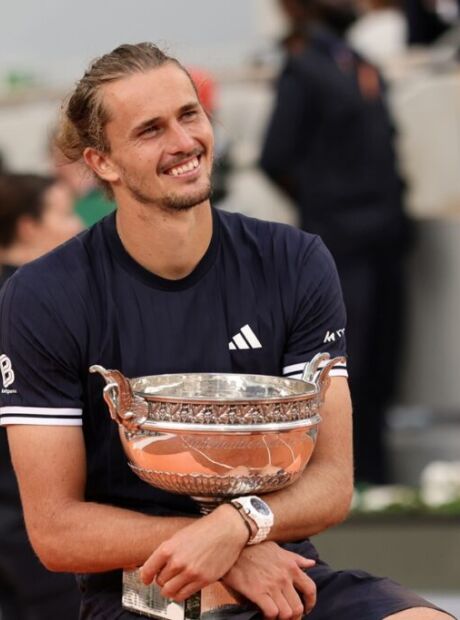 Zverev vence batalha contra Cobolli, &eacute; campe&atilde;o de Roland Garros e vence 1&ordm; Slam