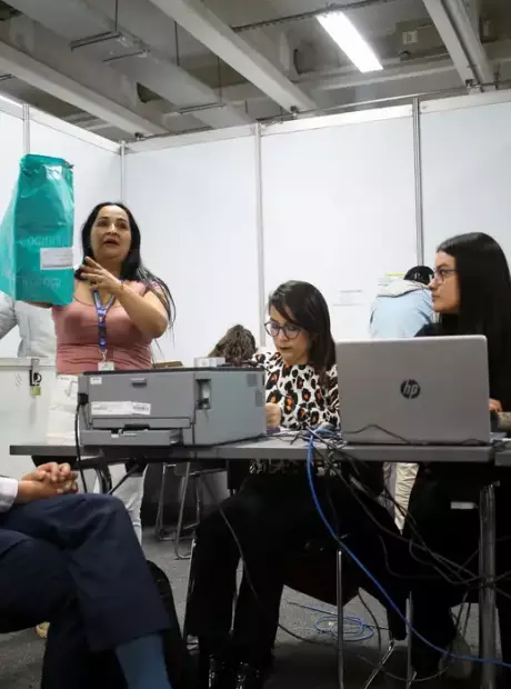 Presidente Petro denuncia fraude contra o voto na elei&ccedil;&atilde;o da Col&ocirc;mbia
