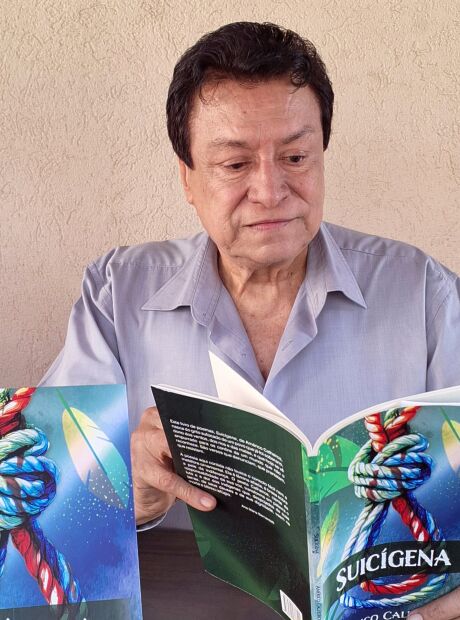 Suic&iacute;dio ind&iacute;gena &eacute; tema do novo livro do poeta e teatr&oacute;logo Am&eacute;rico Calheiros