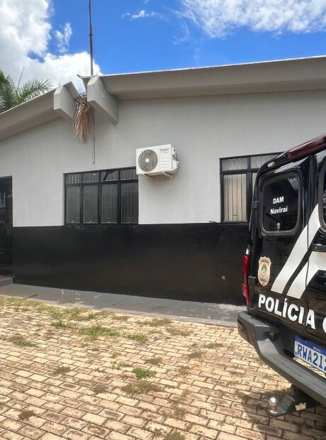 Suspeito de feminic&iacute;dio &eacute; preso ap&oacute;s c&acirc;meras mostrarem fac&atilde;o com sangue