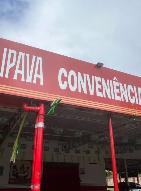 Motorista &eacute; morto ap&oacute;s colis&atilde;o em frente a conveni&ecirc;ncia em Campo Grande