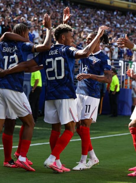Mbapp&eacute; decide, Fran&ccedil;a vira chave no segundo tempo e vence Senegal