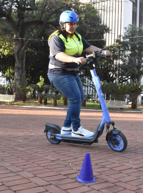 A&ccedil;&atilde;o no Parque das Na&ccedil;&otilde;es orienta sobre patinetes el&eacute;tricos amanh&atilde; 
