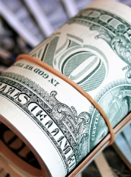 D&oacute;lar cai 1,06%, para R$ 5,07 ap&oacute;s defla&ccedil;&atilde;o nos EUA em junho