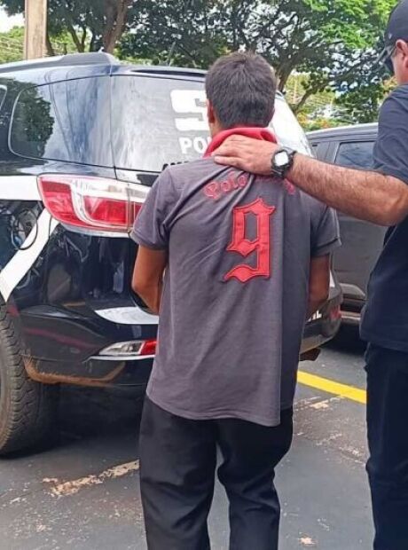 Homem que matou companheira na frente dos filhos &eacute; condenado a 36 anos de pris&atilde;o
