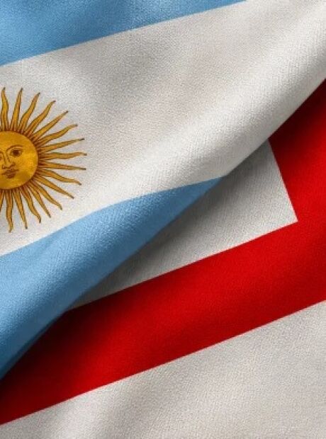 Rivalidade entre Argentina e Inglaterra extrapola as quatro linhas