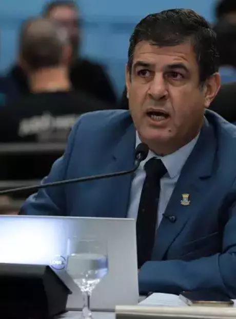 Vereadores da base de Adriane "entram em guerra" na C&acirc;mara de Campo Grande