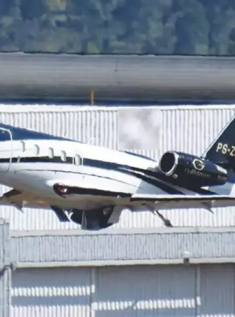 Avi&atilde;o ligado a empres&aacute;rio de MS &eacute; apreendido com ouro contrabandeado