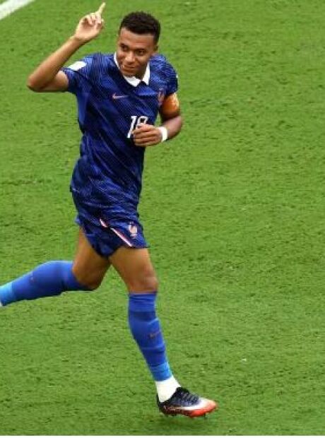Em jogo de 10 gols, Inglaterra conquista o 3&ordm; lugar na Copa