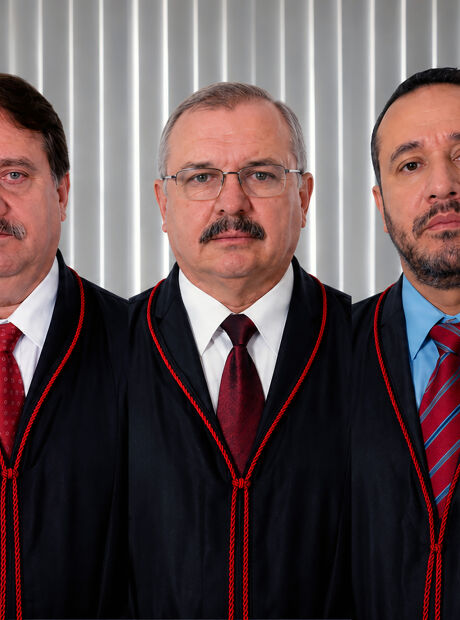 Magistrados investigados por corrup&ccedil;&atilde;o seguem afastados 