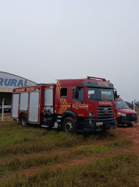 Avi&atilde;o bimotor cai em manh&atilde; de neblina em Campo Grande