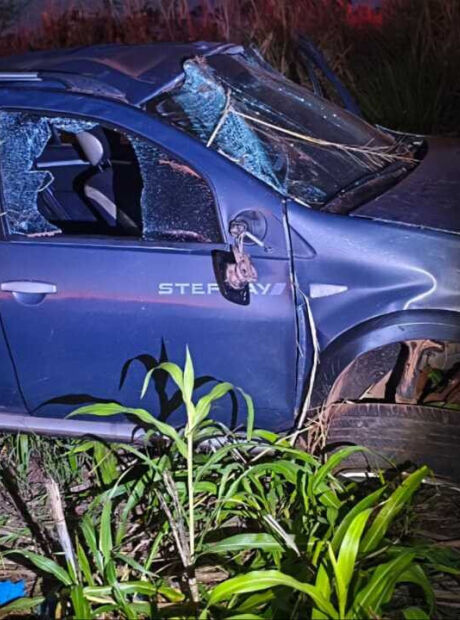 Homem morre e tr&ecirc;s ficam feridos em acidente na MS-352