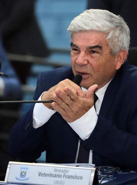 A 53 dias das elei&ccedil;&otilde;es, Veterin&aacute;rio Francisco desiste de vaga para deputado estadual