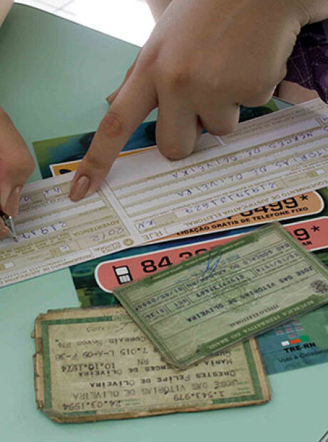 Saiba como justificar a aus&ecirc;ncia nas elei&ccedil;&otilde;es de 2026