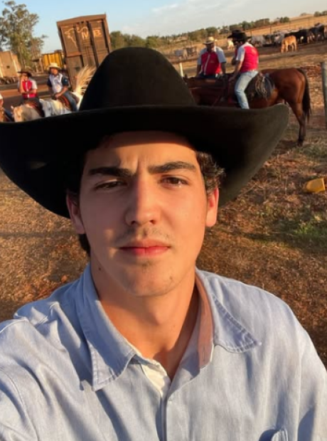 Morre jovem de 19 anos que caiu de caminhonete e bateu a cabe&ccedil;a em fazenda