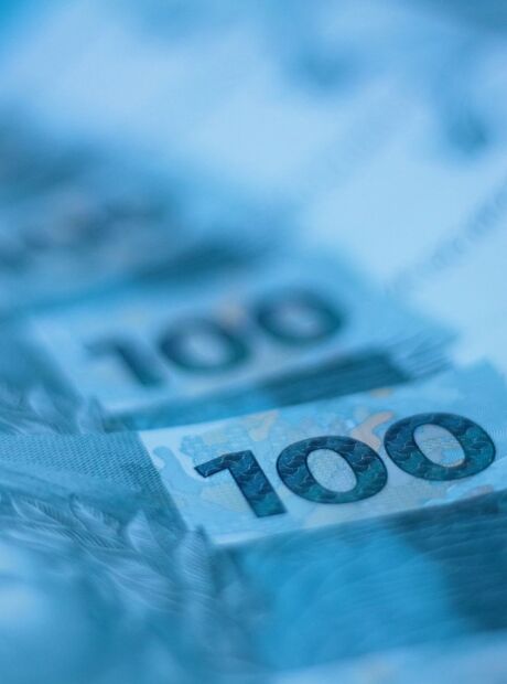 Ele investiu US$ 1 mil em rede social e hoje &eacute; a pessoa mais rica do Brasil com R$ 162,9 bilh&otilde;es
