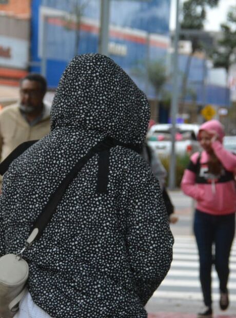 Frio derruba temperaturas e Campo Grande entra em alerta
