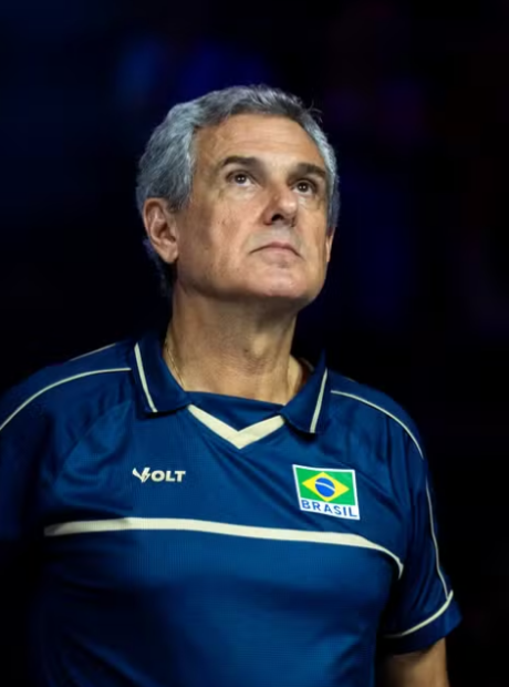 Z&eacute; Roberto confirma sa&iacute;da da sele&ccedil;&atilde;o ap&oacute;s LA2028 e abre caminho para Fof&atilde;o: 'Realizar um sonho'
