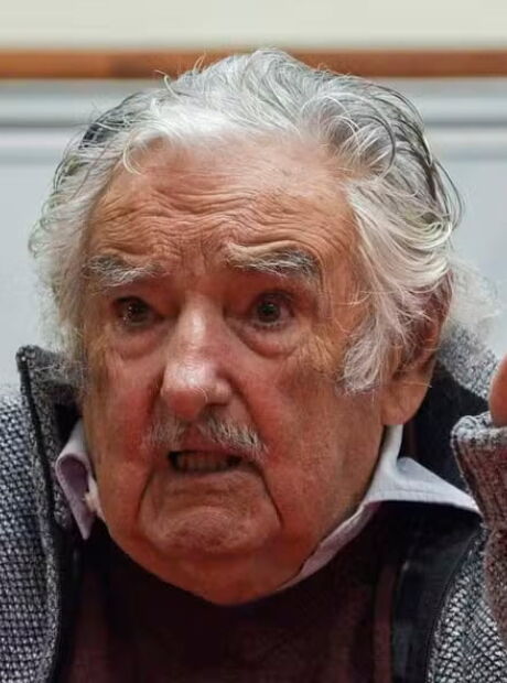 Pepe Mujica: "Pobre n&atilde;o &eacute; quem tem pouco, mas quem precisa cada vez mais"