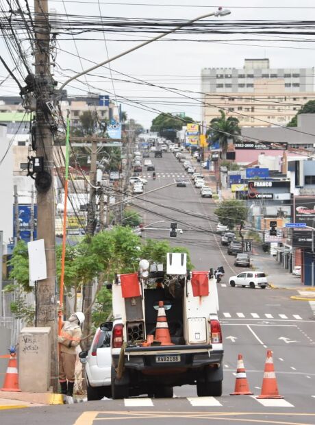 Pane em transformador provoca queda de energia e apag&atilde;o de sem&aacute;foros no centro