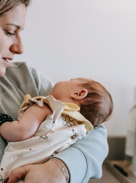 O que diz a psicologia sobre pais que d&atilde;o o pr&oacute;prio nome aos filhos