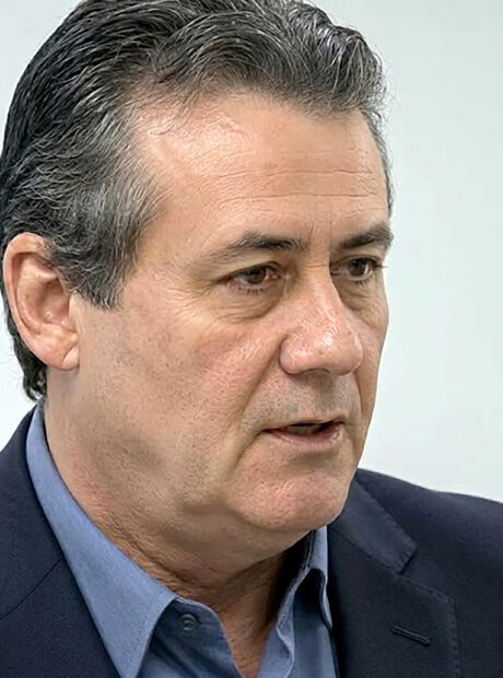Maur&iacute;cio Sim&otilde;es decide ficar na Sa&uacute;de, enquanto Ovando faz lobby pela Pasta
