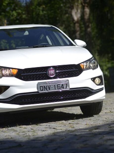 Fiat Cronos Precision pode ter bom recheio tecnol&oacute;gico