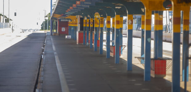 Motoristas ignoram multa de R$ 200 mil e Campo Grande segue sem &ocirc;nibus