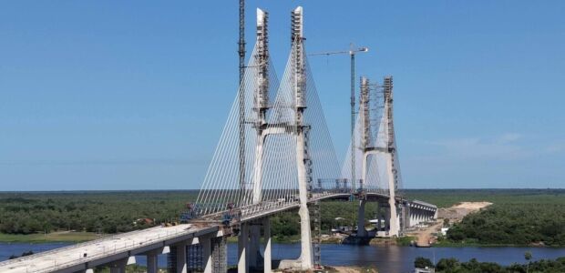 Obras da ponte da Rota Bioc&ecirc;anica entram na reta final para unir Brasil e Paraguai