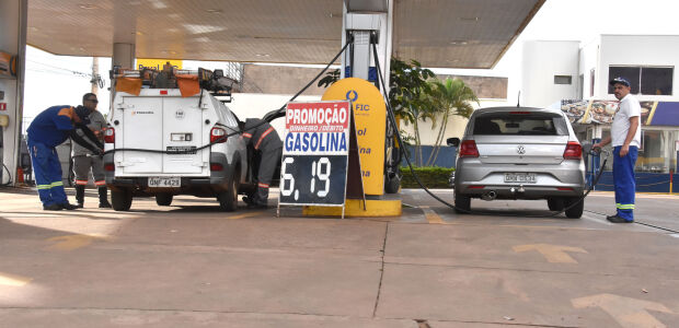 Distribuidoras ret&ecirc;m subs&iacute;dio e gasolina n&atilde;o deve cair em MS