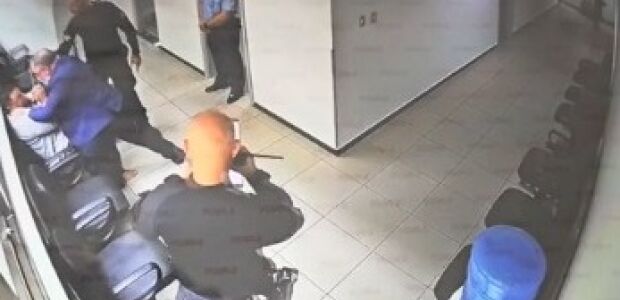 Promotor &eacute; denunciado ao CNMP por agredir r&eacute;u dentro do F&oacute;rum